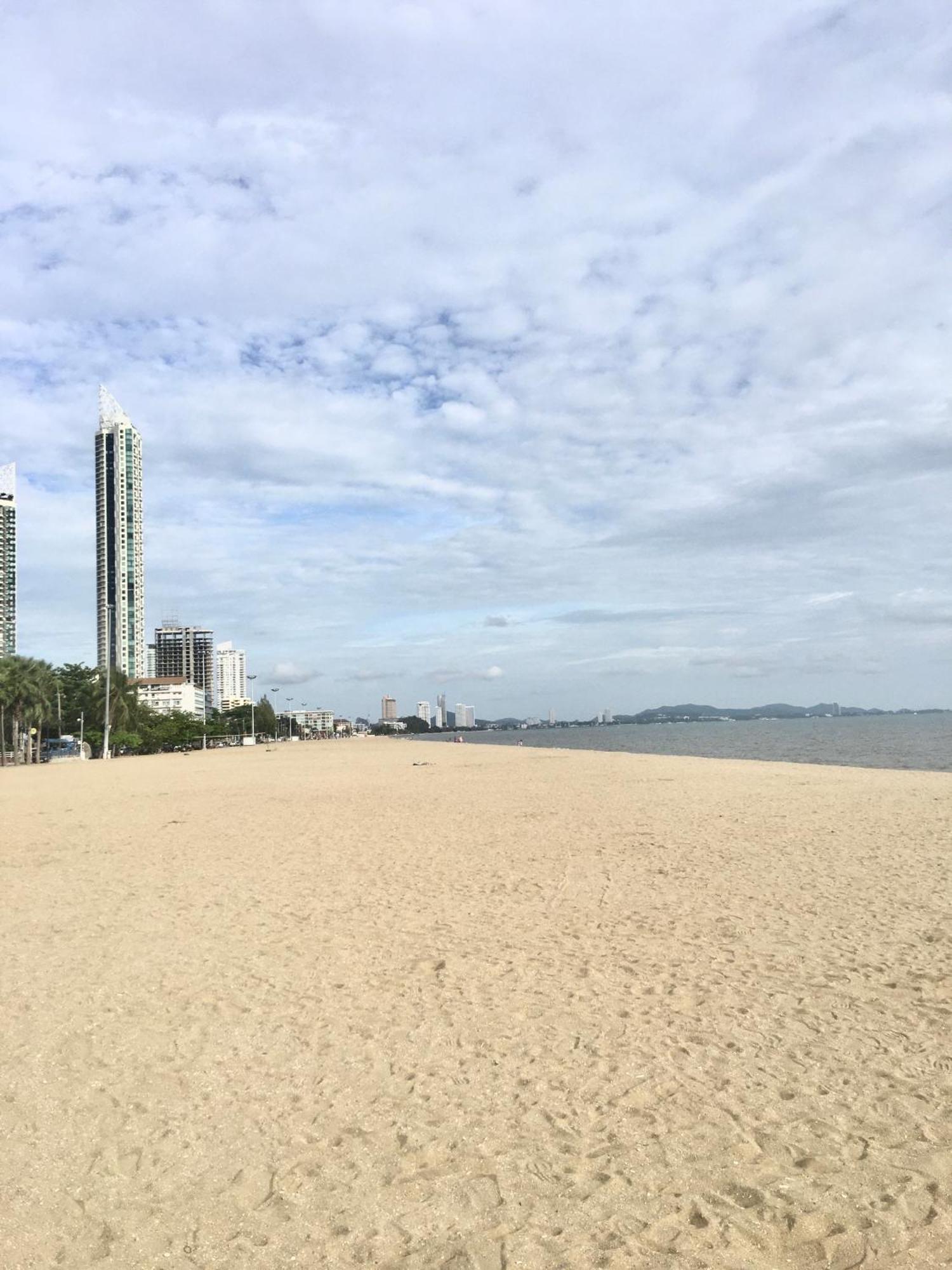 Jomtien Pattaya Condo Seaview Room Premium Extérieur photo