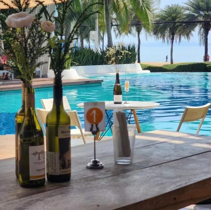 Jomtien Pattaya Condo Seaview Room Premium Extérieur photo